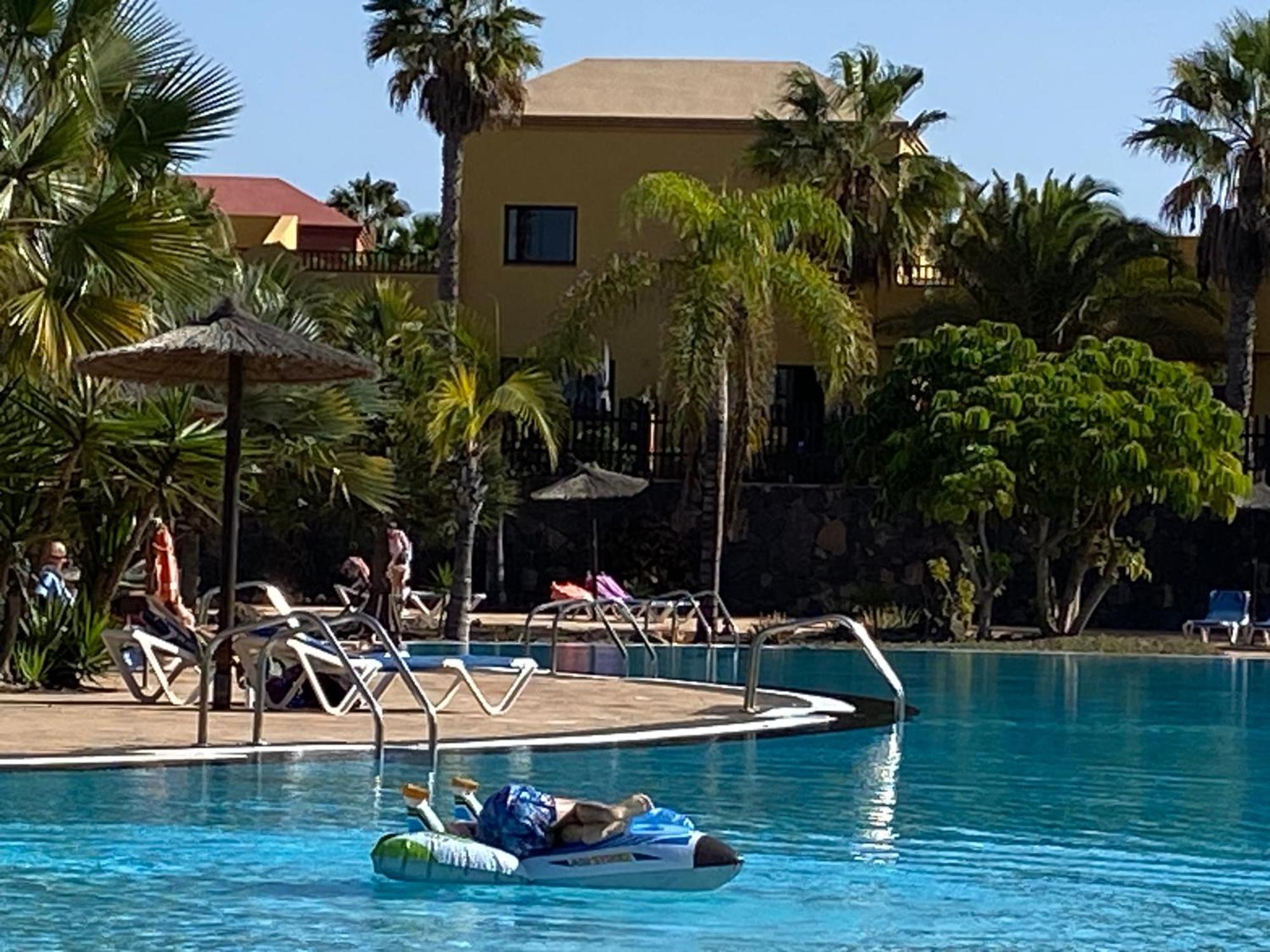 Appartement Oasis Tamarindo Poppins Pool E Terrace à Corralejo Extérieur photo